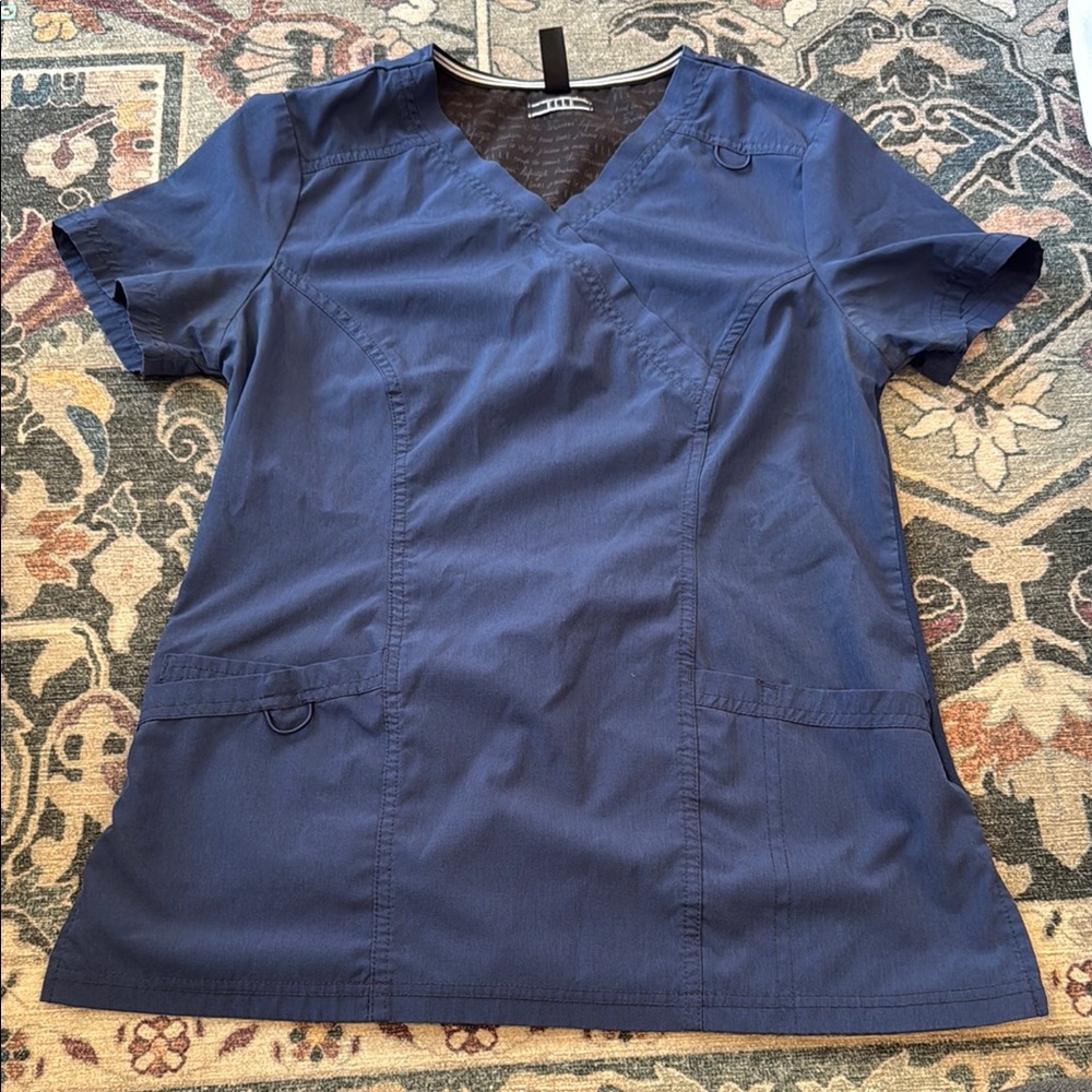 Elle XS navy scrub top